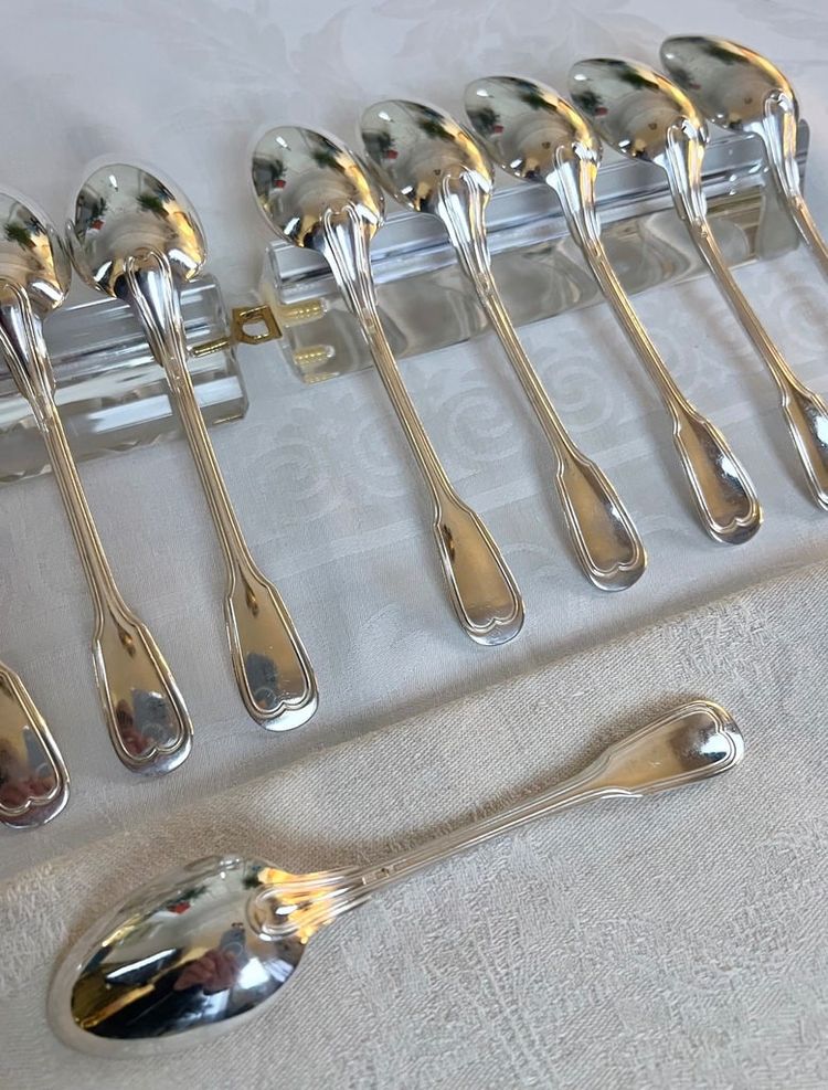 Cuillères à Dessert En Métal Blanc - XXe Siècle
