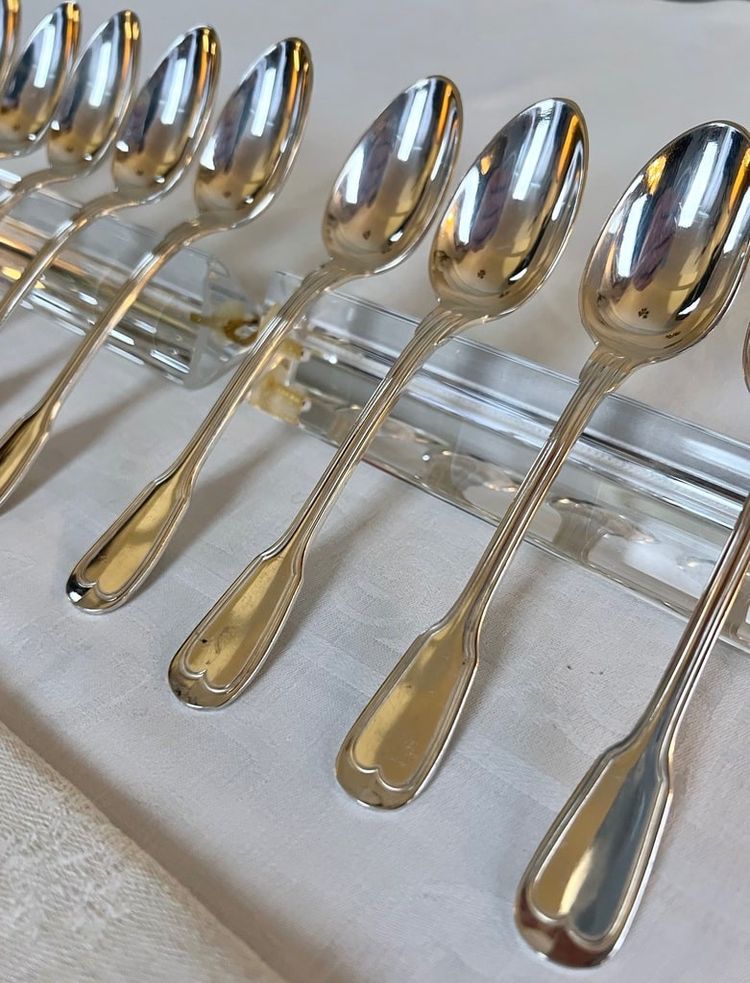 Cuillères à Dessert En Métal Blanc - XXe Siècle