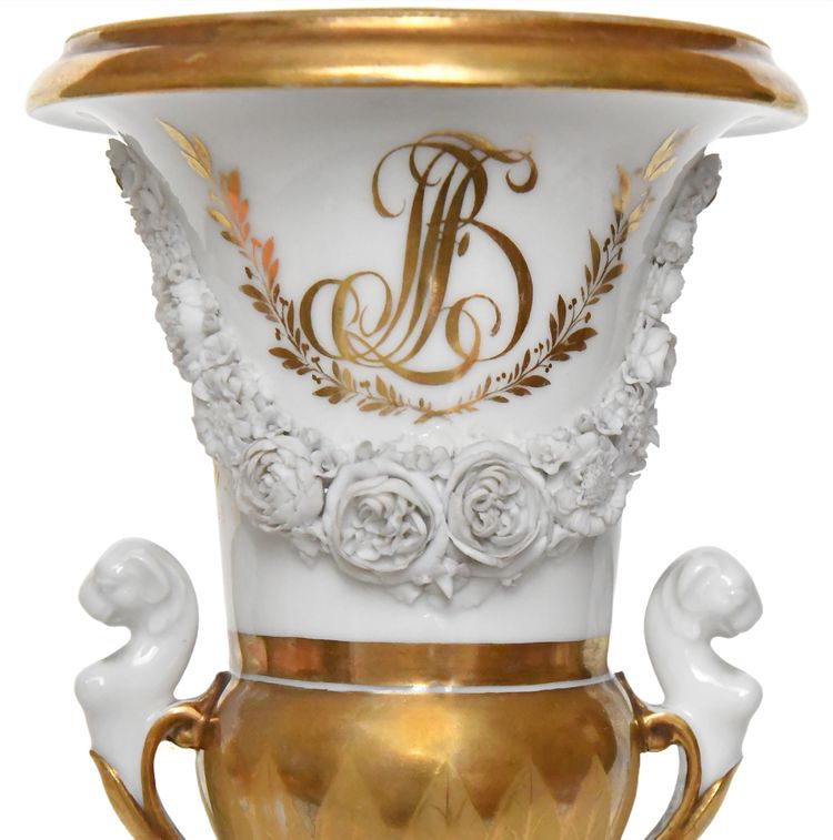 Vaso in porcellana di Meissen in forma medicea 
