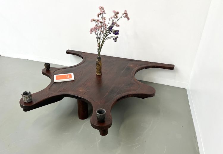 Table basse de bijoutier, XIXème siècle