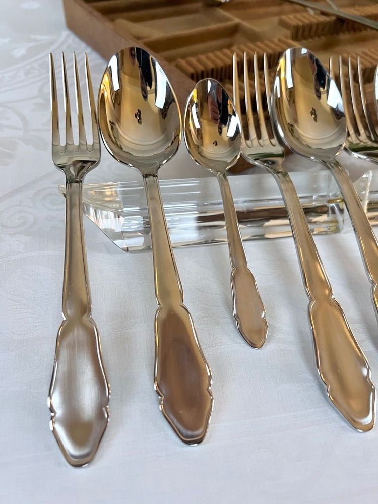 12 Piece Stainless Steel Cutlery Tray - Set
