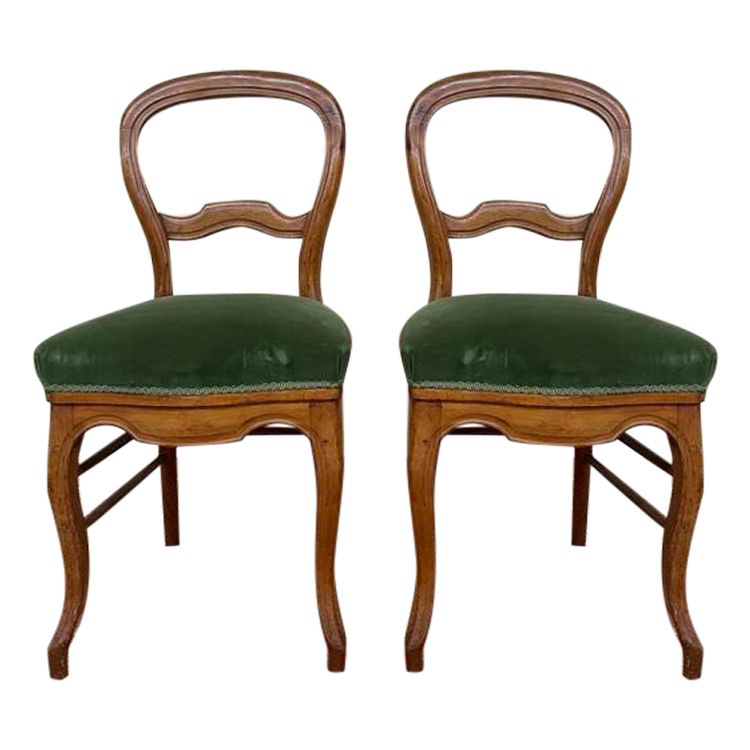 Paire de chaises époque Louis Phillipe en velours vert 