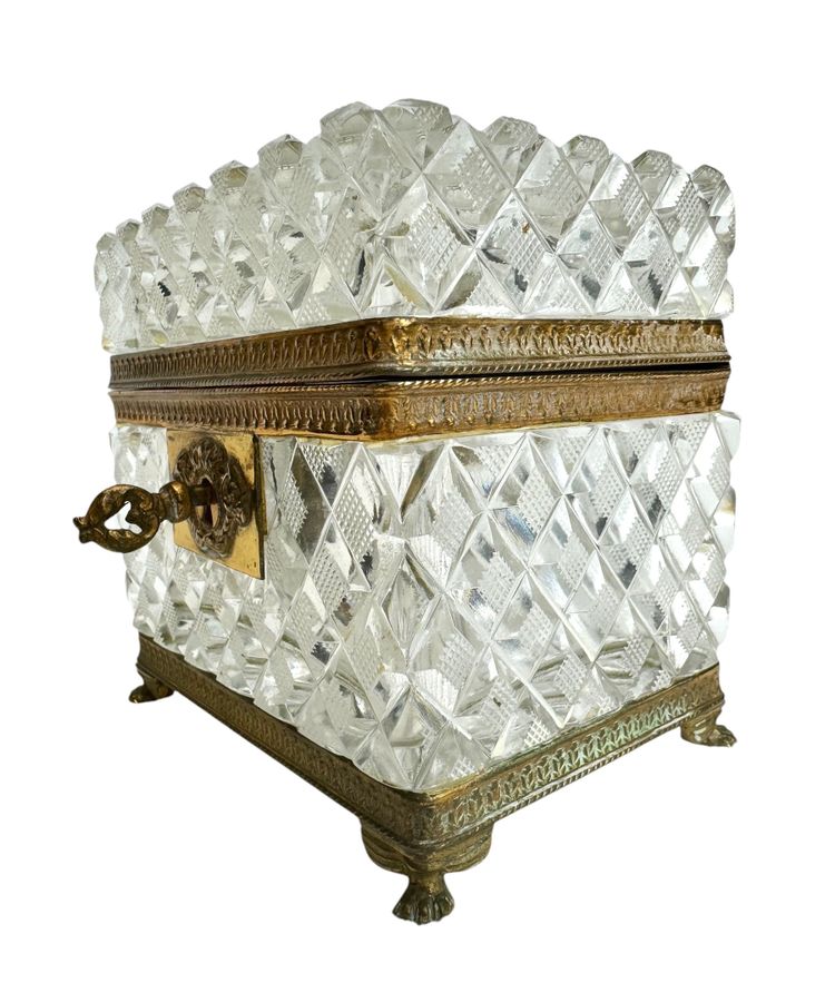 Le Creusot - Crystal and gilded bronze box