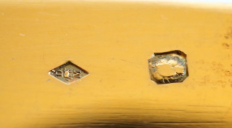 6 coltelli da frutta del periodo Napoleone III, lama in argento dorato, manico in avorio - marchio Minerva