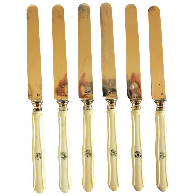 6 coltelli da frutta del periodo Napoleone III, lama in argento dorato, manico in avorio - marchio Minerva