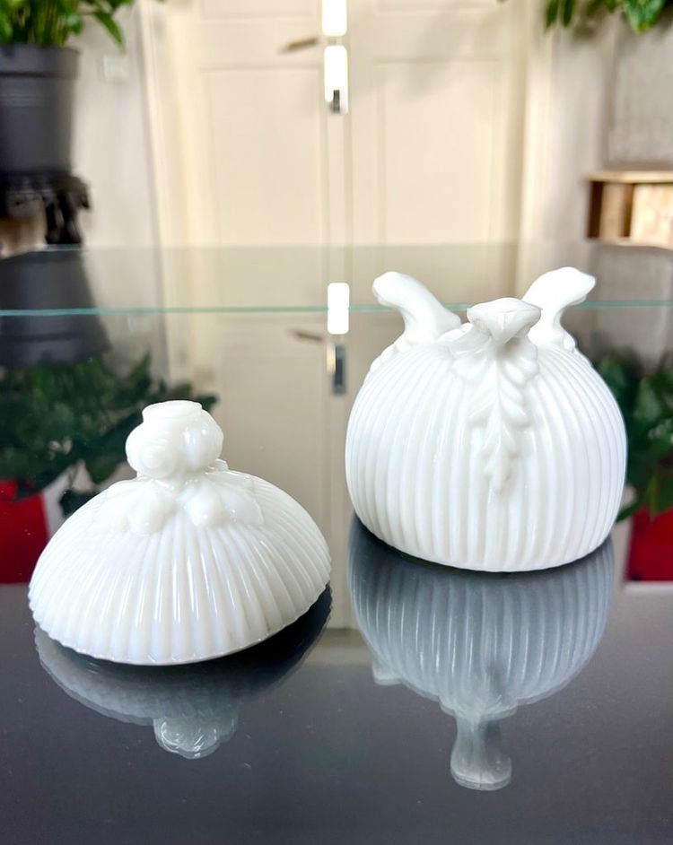 Barattolo per caramelle Drageoir Scatola opalina bianca - Decorazione