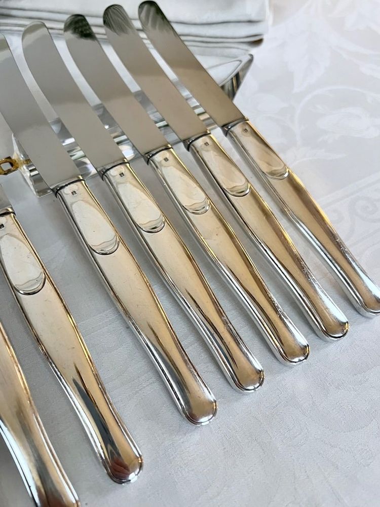 Couteaux De Table En Métal Argenté - Blades Inox - Vintage