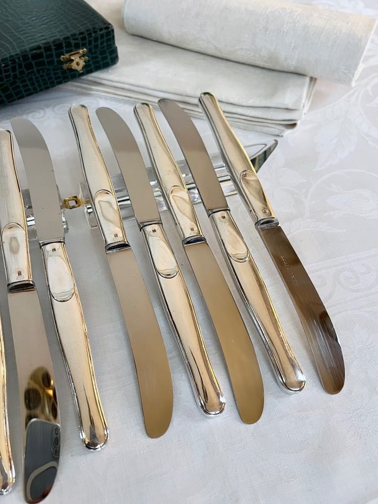 Couteaux De Table En Métal Argenté - Blades Inox - Vintage