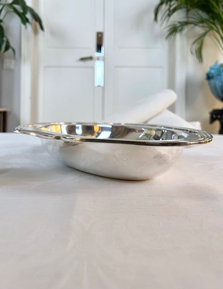 Métal Argenté Bread Basket - Filets Decoration - Vintage