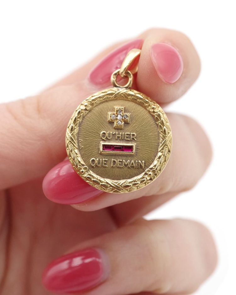 Augis grande médaille d’amour laurier en or 18k, médaille ancienne, plus qu'hier, moins que demain