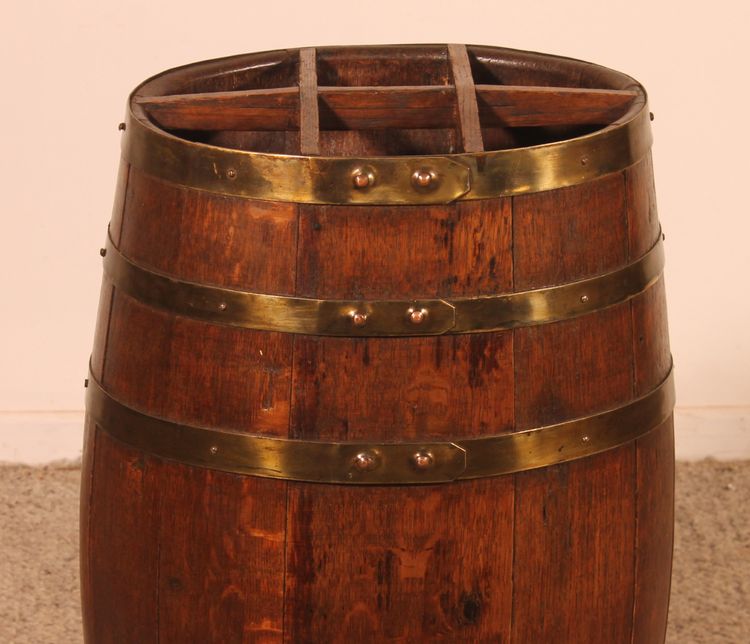Regenschirm- oder Spazierstockhalter in Fassform aus Eiche, 19. Jh