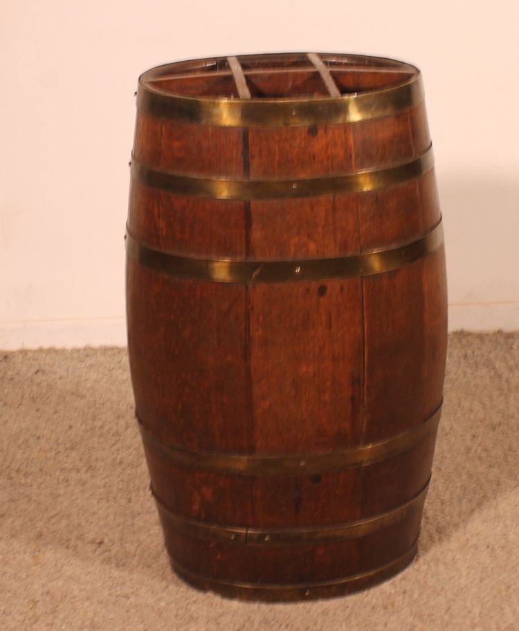 Regenschirm- oder Spazierstockhalter in Fassform aus Eiche, 19. Jh