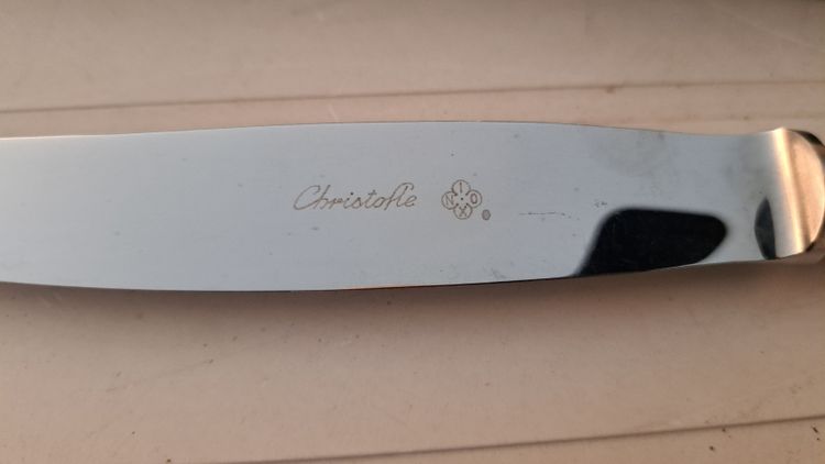 12 Christofle silver-plated metal knives / 22.5 cm