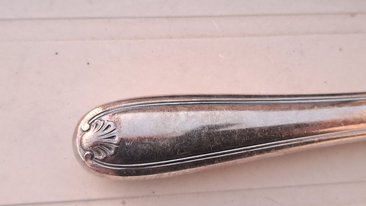 12 Christofle silver-plated metal knives / 22.5 cm