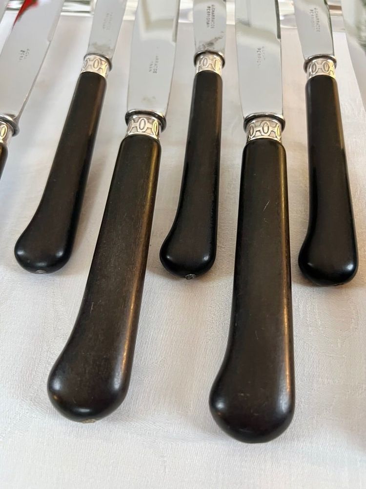 Set di 12 coltelli da tavola e 12 da dessert - Metallo argentato ebano