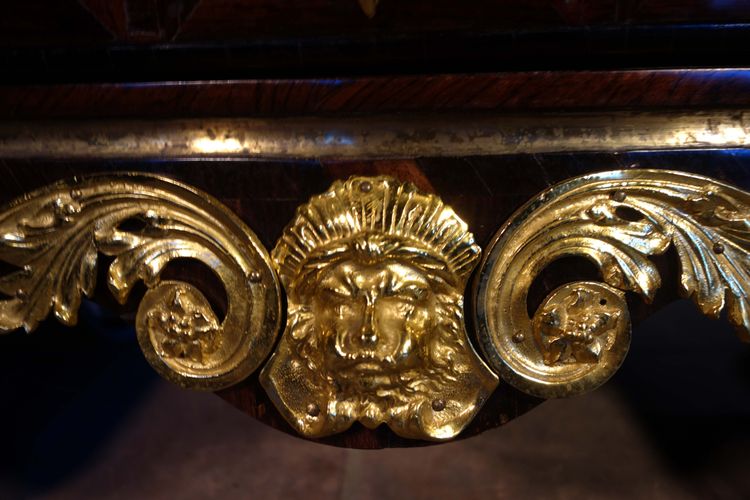 Tomb chest of drawers attributed to Mathieu Criaerd