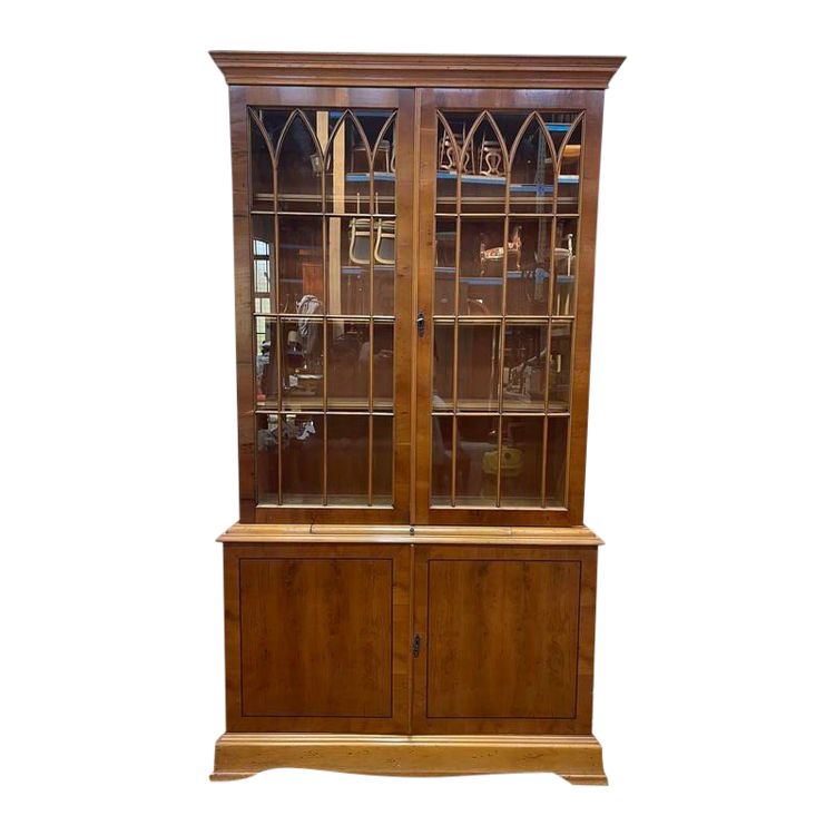 Biblioteca - Buffet - mostra due corpi in stile inglese