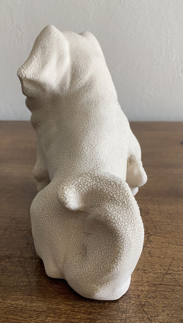 Pekingese or Spaniel Tibétin in ceramic from the manufacture of Sèvres 