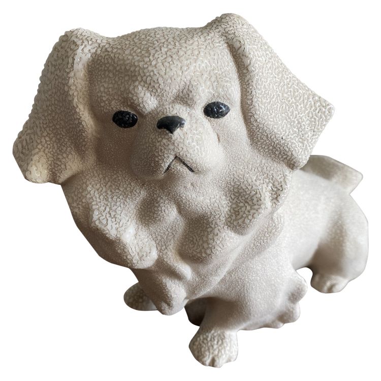 Pekingese or Spaniel Tibétin in ceramic from the manufacture of Sèvres 