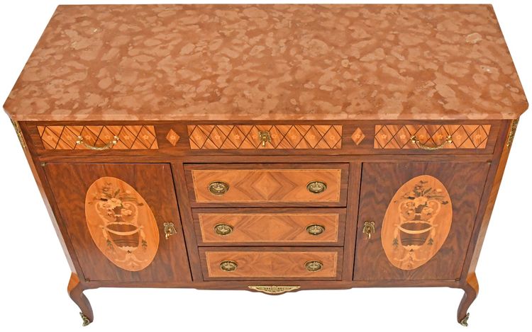 Credenza intarsiata in stile Luigi XV 