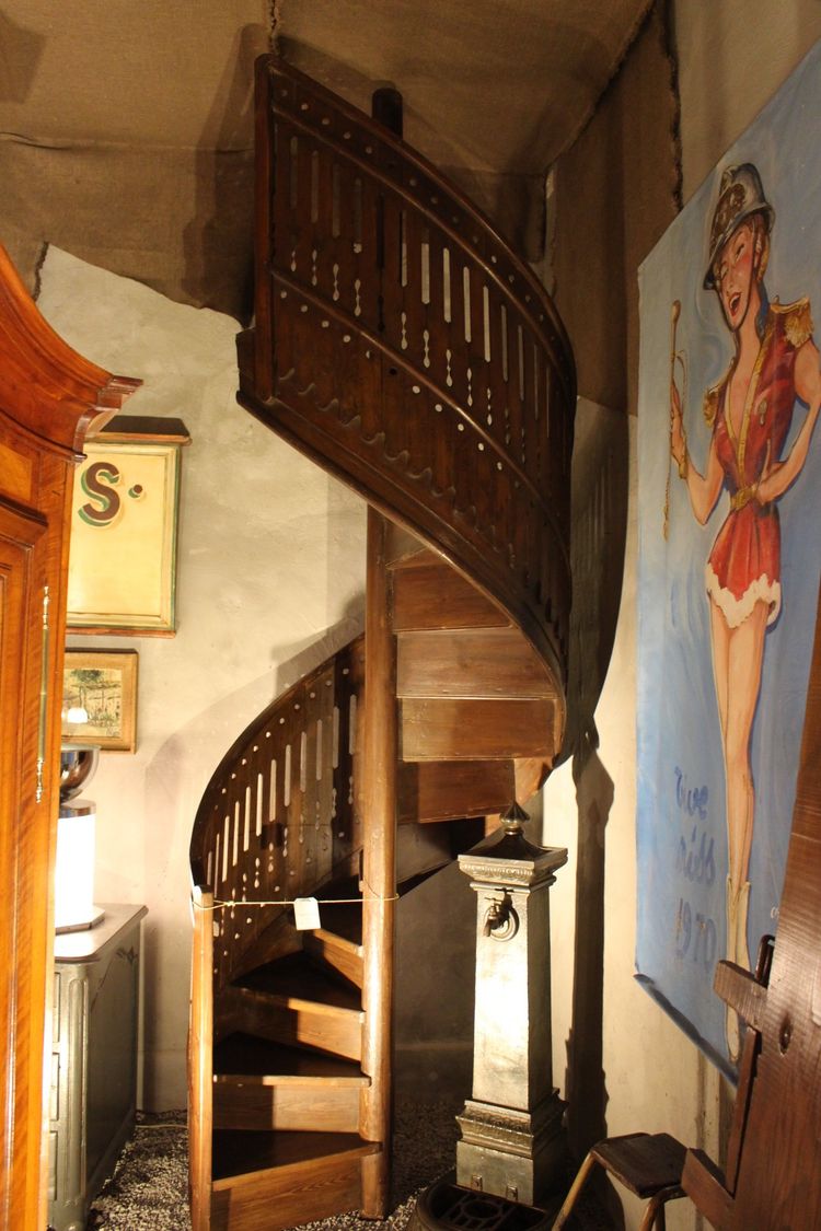 Spiral staircase