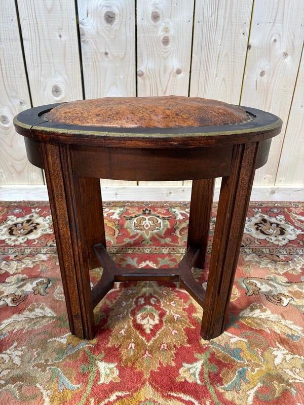 Klavier sitzender Hocker Leder Art Deco