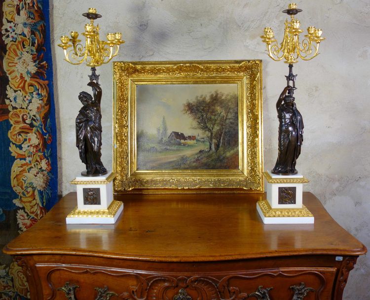 Grande paire de candélabres à l’antique signée James Pradier