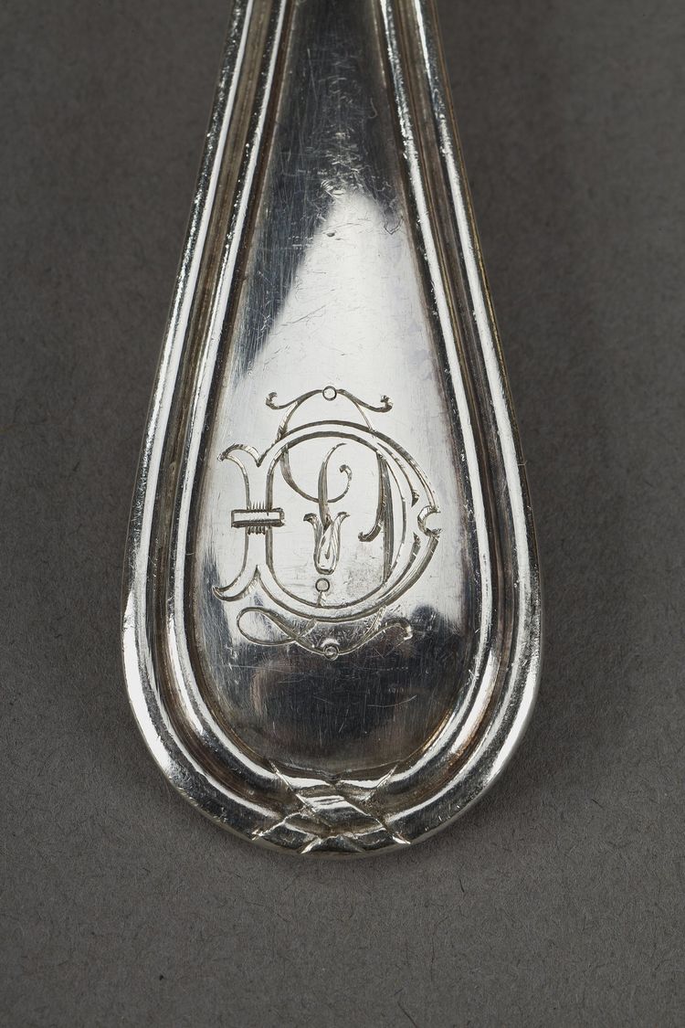 IMPORTANT SILVER AND Mother-of-pearl FLATWARE , IN ORIGINAL CASE. TÉTARD FRÈRES.