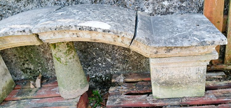 Louis XIV style country gate top in semi-hard stone, mid-20th century