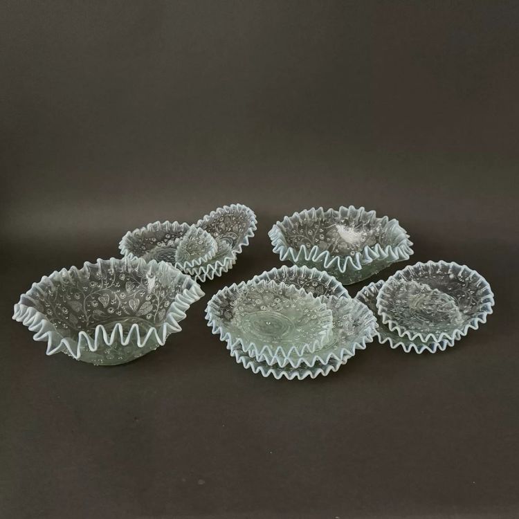 Service en verre opalin opalescent Art Déco