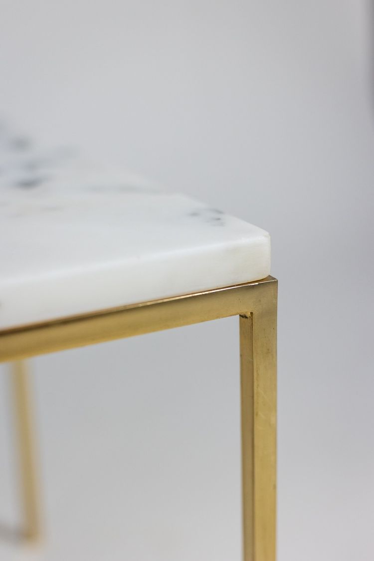 Pair of marble and gilt bronze end tables. 1970s. LS6309409P