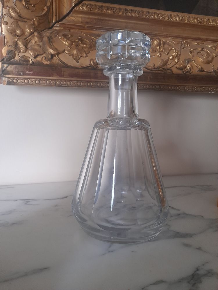 Baccarat carafe and its crystal stopper
