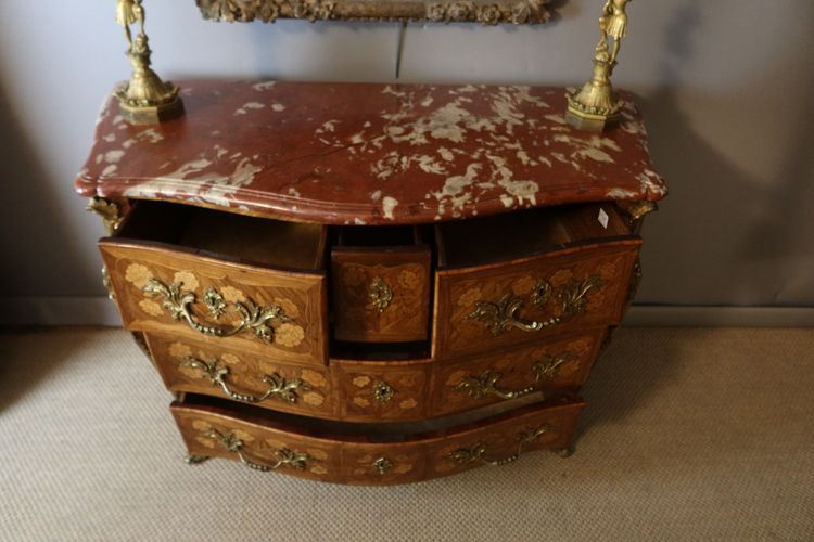 Commode Louis XV marqueterie de fleurs