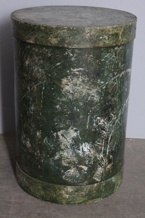 Antique cylinder statue base from the early 1900s painted in fake Alpine marble. H 61 diameter 42 cm