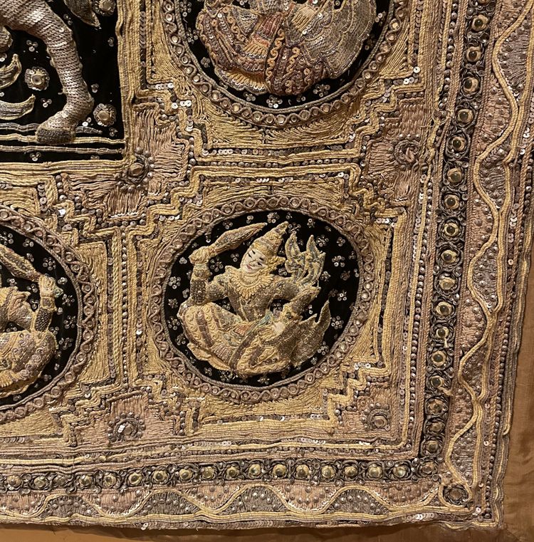 Large Embroidery Kingdom Of Siam 19th Century 3m35-1m85