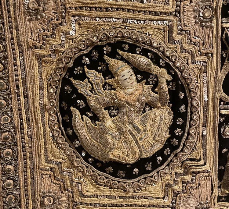 Large Embroidery Kingdom Of Siam 19th Century 3m35-1m85