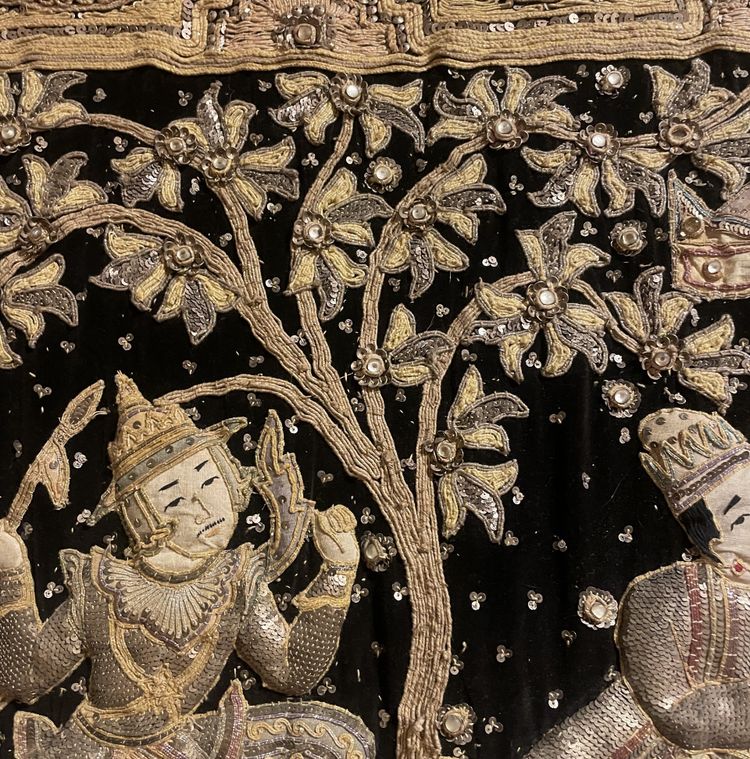 Large Embroidery Kingdom Of Siam 19th Century 3m35-1m85