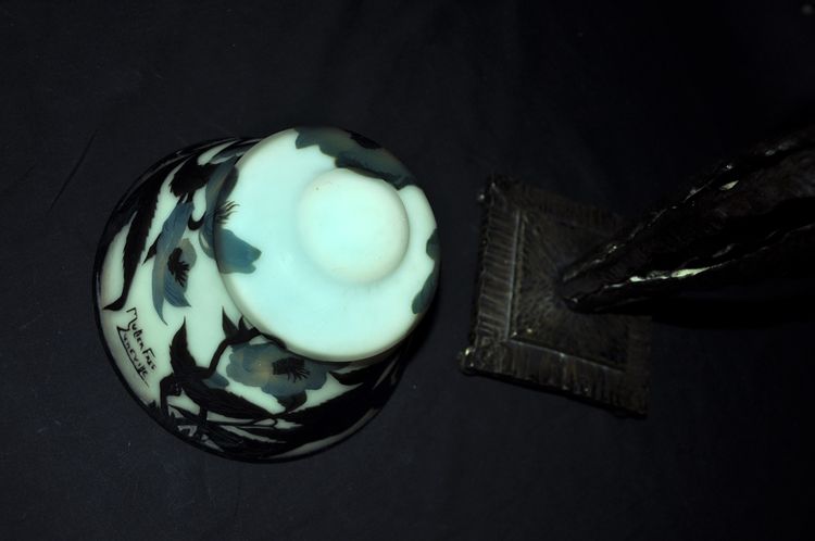 Lampe signée Muller Frères pâte de verre multicouche pied forgé dans le goût de Brandt