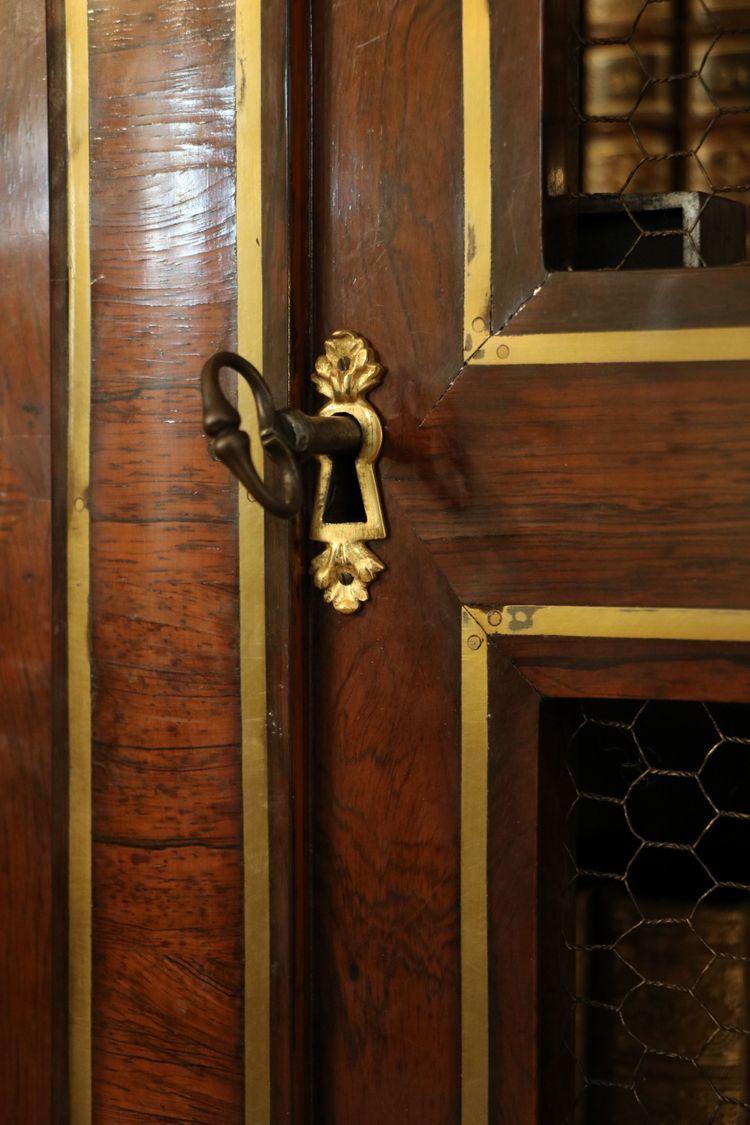 Bibliothèque d’époque Régence