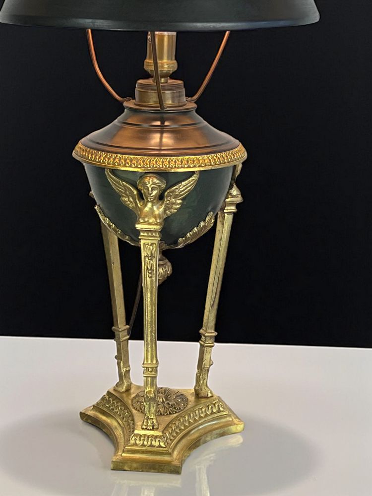 ANTIQUE EMPIRE STYLE LAMP IN BRONZE AND BRASS WITH DECORATED SHEET METAL LAMPSHADE