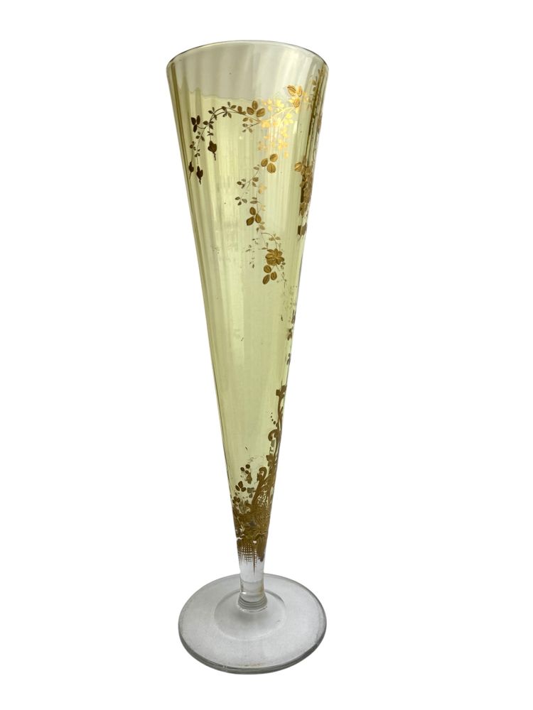 Baccarat - Conical Vase with Flower Branches Decor