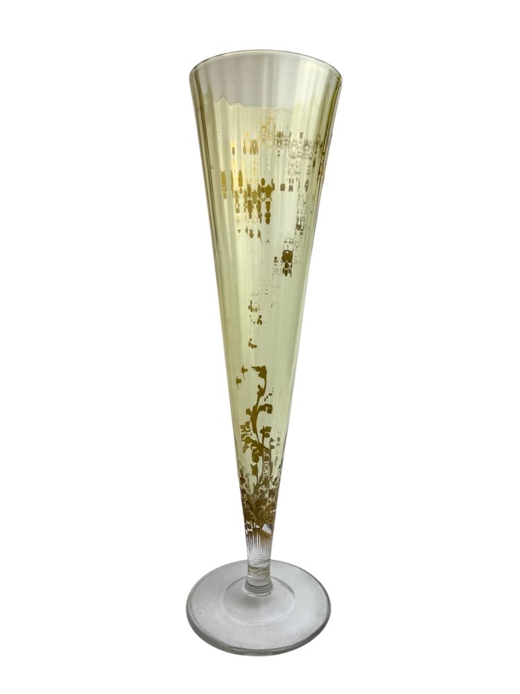Baccarat - Conical Vase with Flower Branches Decor