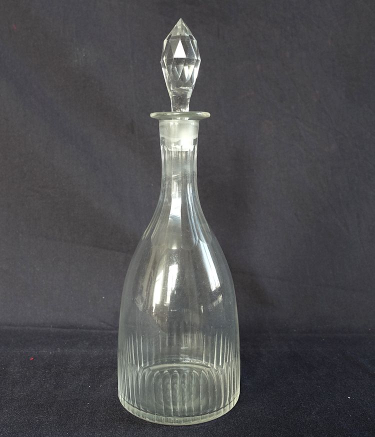 Decanter per vino in cristallo tagliato Baccarat o Le Creusot - XIX secolo circa 1840