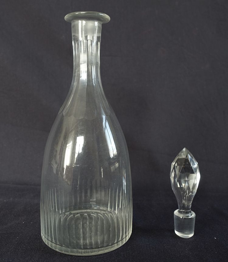 Decanter per vino in cristallo tagliato Baccarat o Le Creusot - XIX secolo circa 1840