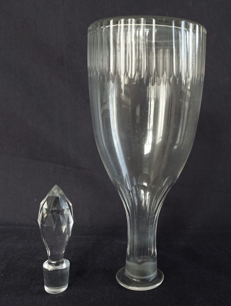 Decanter per vino in cristallo tagliato Baccarat o Le Creusot - XIX secolo circa 1840