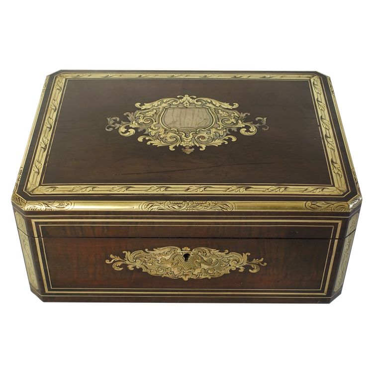 Large Napoleon III jewelry box / cassette in brass and mother-of-pearl marquetry