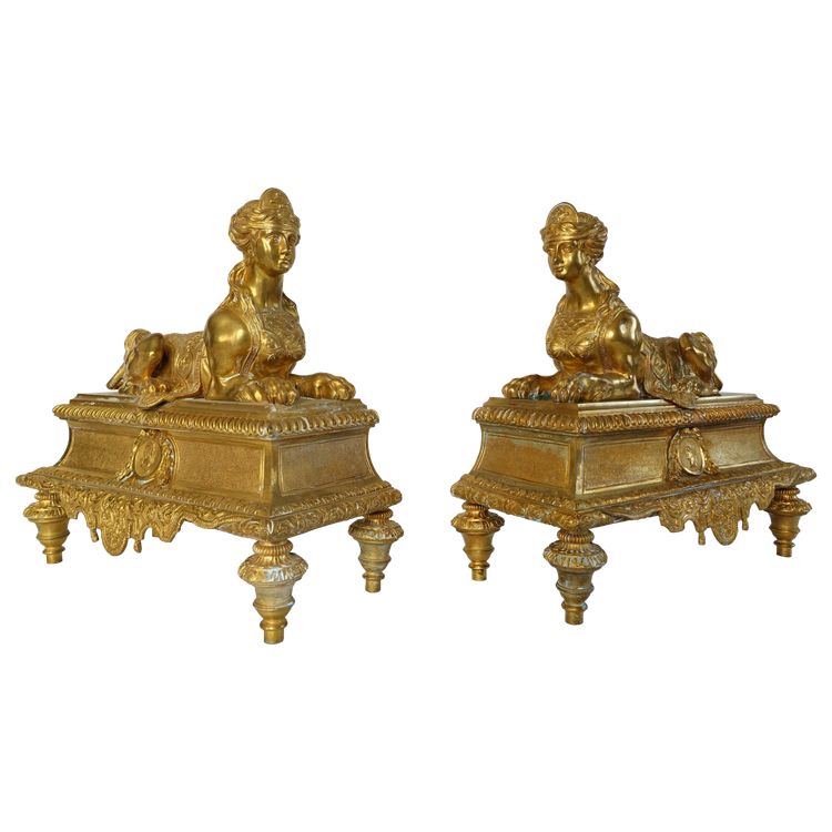 Pair of monumental andirons with Sphinxes, chiseled and gilded bronze - Regency style, Napoleon III period