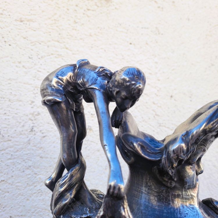 Dans Le Goût De Kayserzinn, Aiguière En étain, Art Nouveau, Fin XIXème Debut XXème Siècle