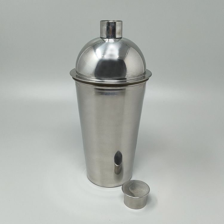1930s Astonishing Art Deco Cocktail Shaker. Made in France