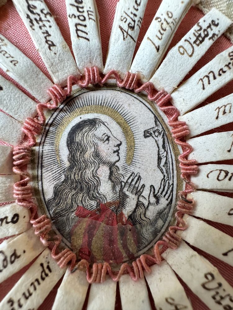 Travel Reliquary with 42 Relics - Late 18th Century